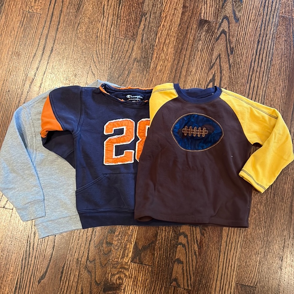 Lot of 3 sweatshirts